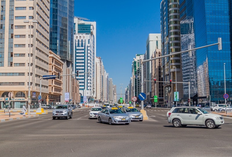Rent a Car with Driver in Dubai 1