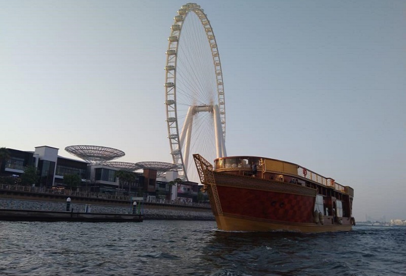 Ocean Empress Mega Dhow Cruise in Dubai Marina